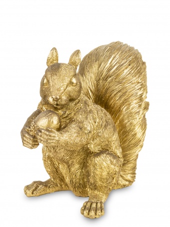 一只松鼠雕像