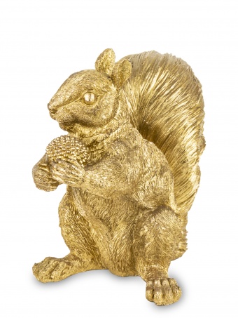 一只松鼠雕像